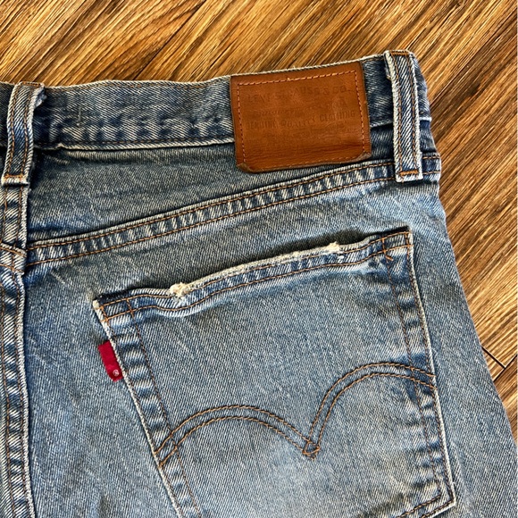 Levi’s Wedgie Jeans - Picture 5 of 6